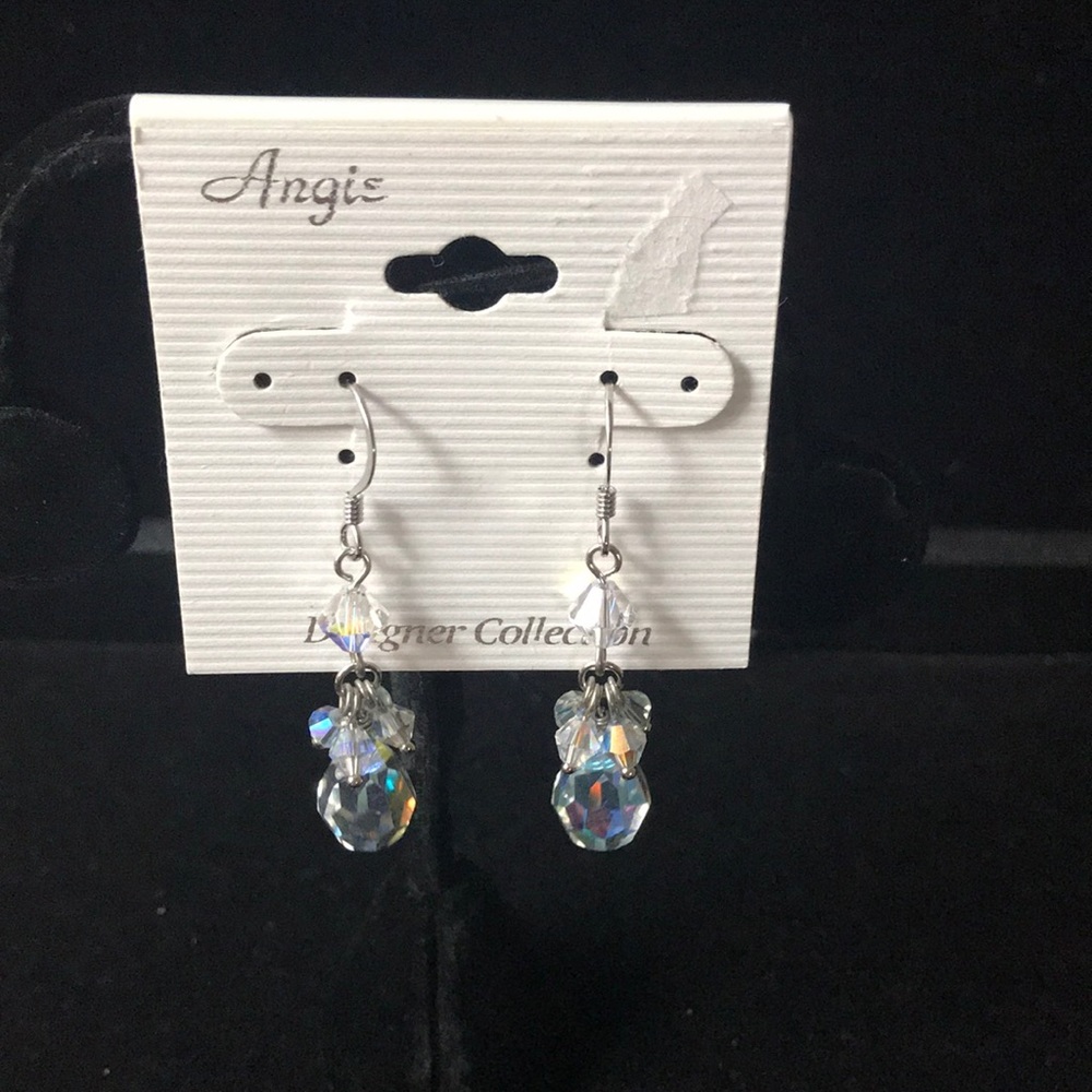 Beautiful clear crystal earrings